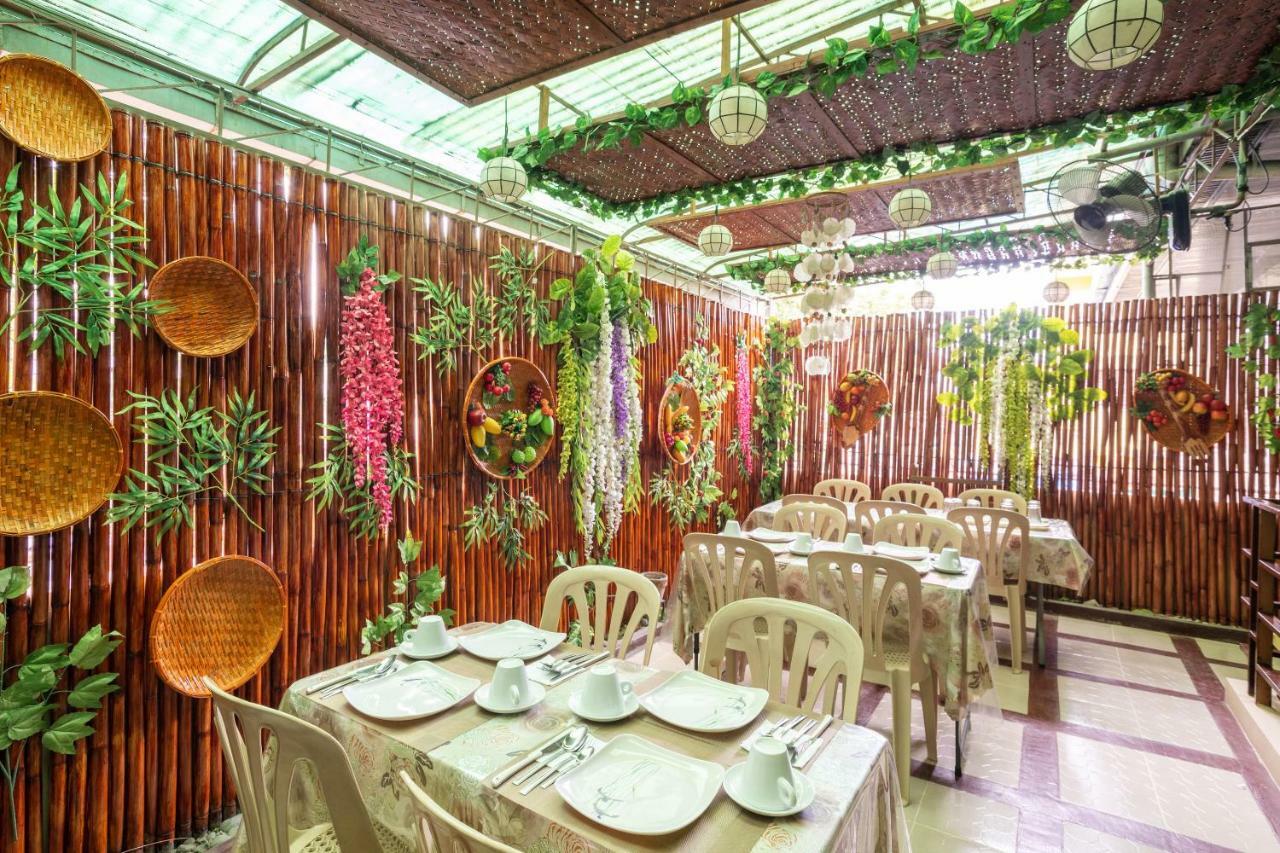 Conrado'S Apartelle Paranaque City Dış mekan fotoğraf